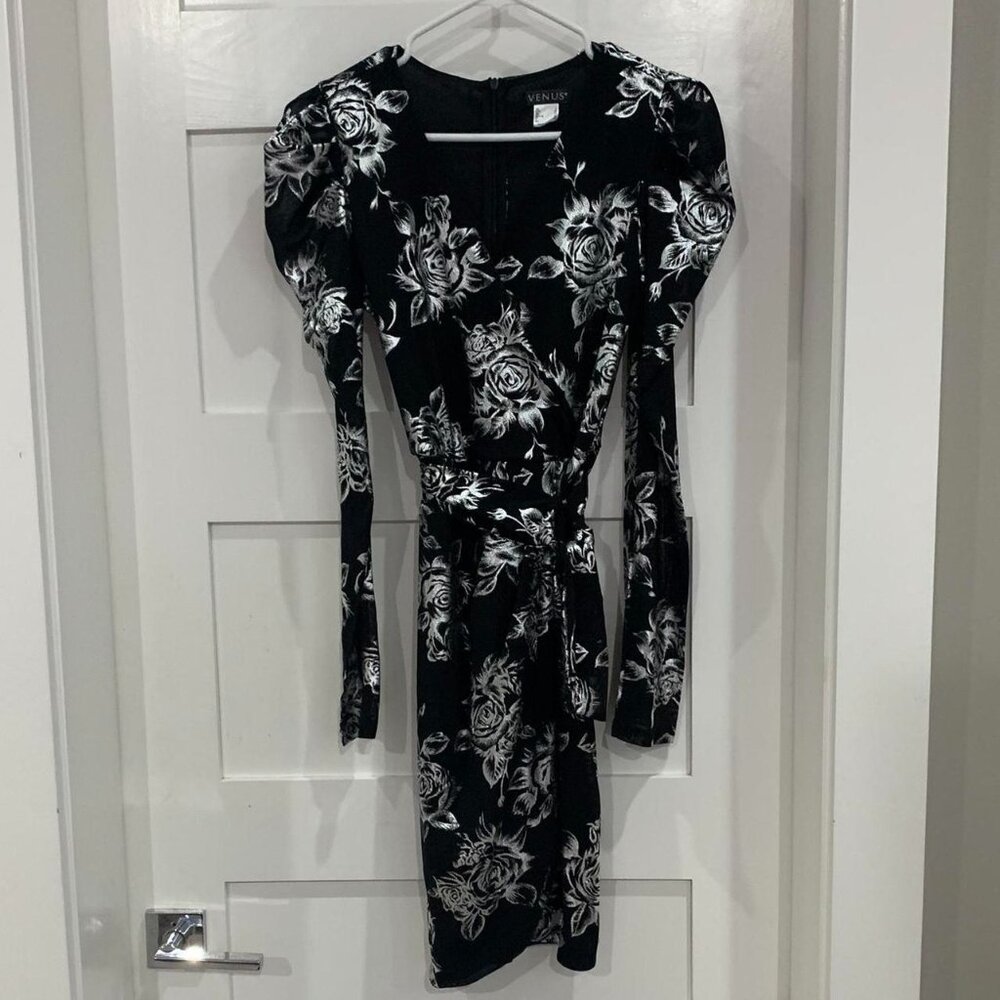 black patterned mini dress with buckle belt